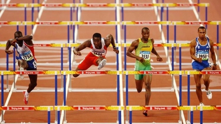 WAZ评沙尔克球员表现：两边翼卫灾难发挥，卡里乌斯超神